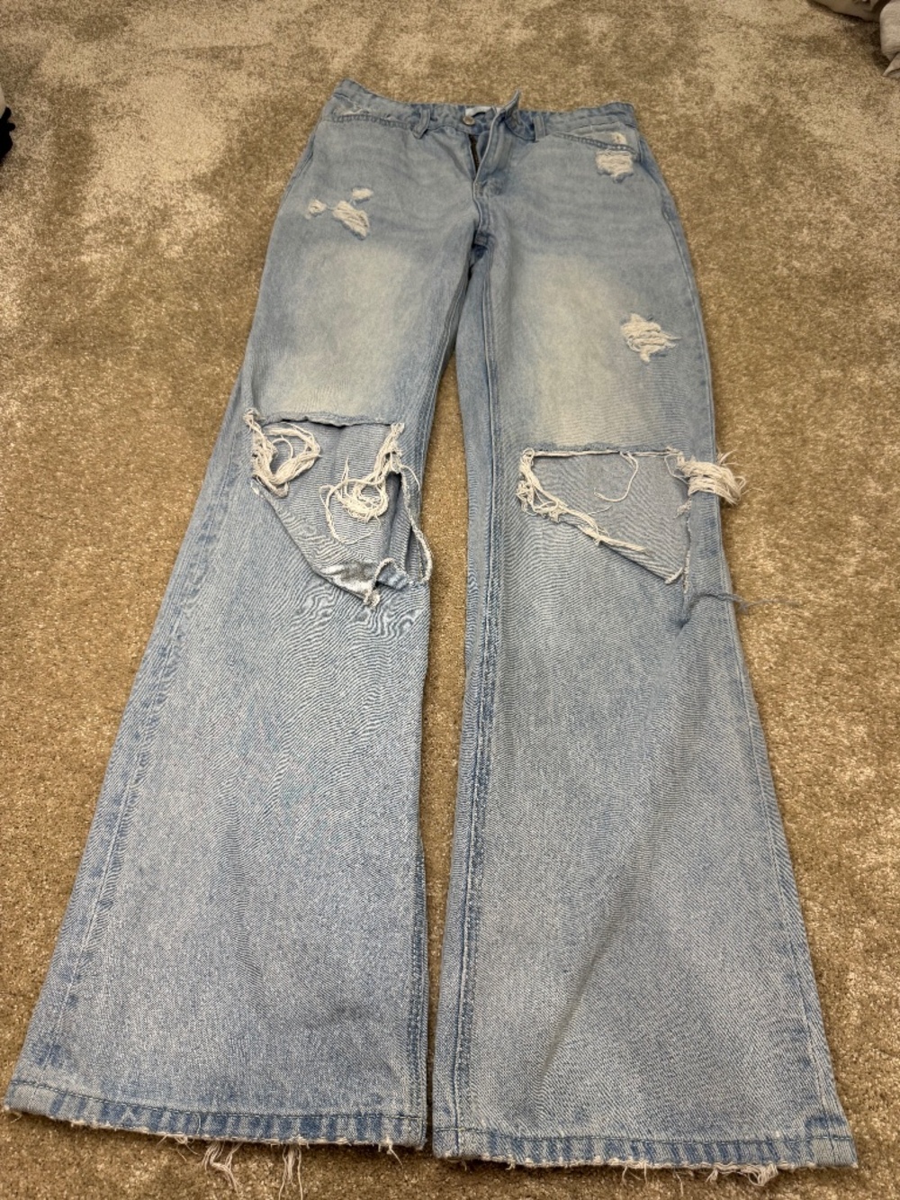 boutique wide leg jeans, distressed